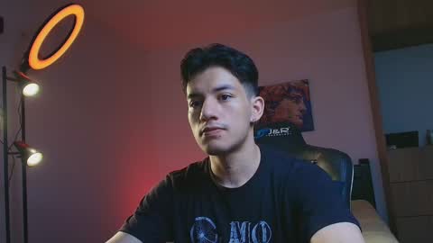 Snapshot of kikeruiz_19 chatting on October 20, 2025, 12:11 am kikeruiz 19 online show from October 20, 2025, 12:11 am