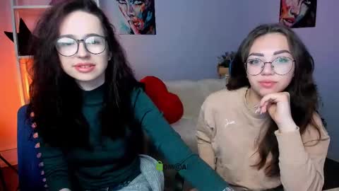 Snapshot of kiki_swan chatting on March 4, 2025, 7:08 am kiki_swan online show from March 4, 2025, 7:08 am