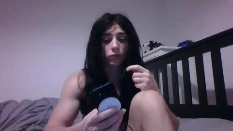 Snapshot of kiki_xts chatting on November 3, 2025, 12:13 am kiki_xts online show from November 3, 2025, 12:13 am