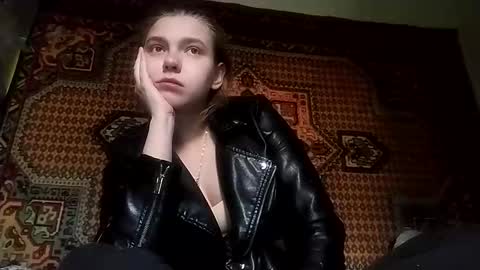 Snapshot of kikibang_ chatting on November 18, 2025, 8:19 am kikibang_ online show from November 18, 2025, 8:19 am