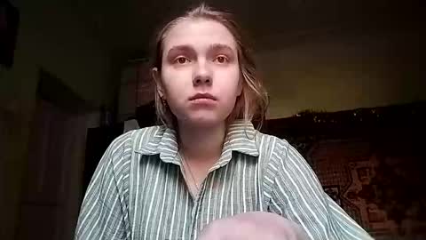 Snapshot of kikibang_ chatting on December 19, 2025, 10:22 am kikibang_ online show from December 19, 2025, 10:22 am