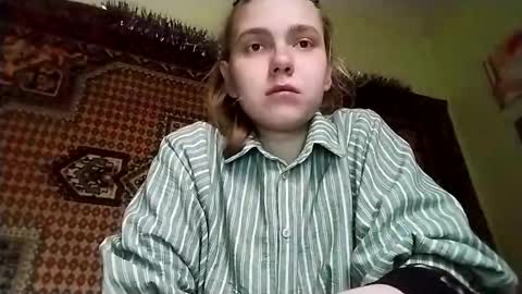 Snapshot of kikibang_ chatting on December 21, 2025, 10:22 am kikibang_ online show from December 21, 2025, 10:22 am