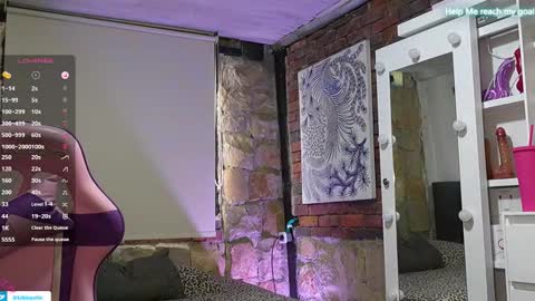 Snapshot of kikilepetite chatting on October 2, 2025, 6:15 pm kiki online show from October 2, 2025, 6:15 pm