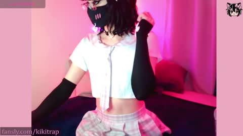Snapshot of kikitrap chatting on February 10, 2025, 11:46 am Kiki Trap online show from February 10, 2025, 11:46 am