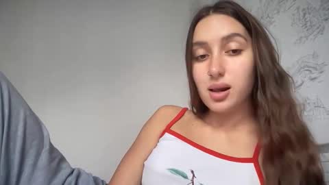 Snapshot of kikkymoore chatting on September 30, 2025, 12:21 pm Kayli online show from September 30, 2025, 12:21 pm