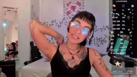 Snapshot of kila_moonlight444 chatting on June 23, 2026, 10:19 pm Bella online show from June 23, 2026, 10:19 pm