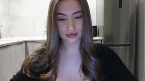 EvaAnna online show from February 1, 2025, 12:18 am