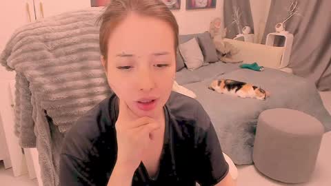 Yun online show from September 25, 2025, 4:11 pm