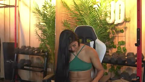 Kim online show from December 4, 2025, 1:09 pm