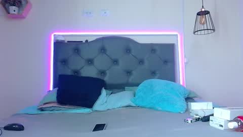 Snapshot of kim_clarck1 chatting on November 30, 2025, 3:16 pm Kim online show from November 30, 2025, 3:16 pm