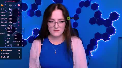 kim_classy online show from December 2, 2025, 9:43 pm