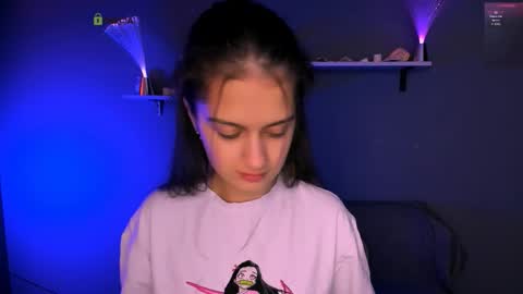 kim_classy online show from December 16, 2025, 9:42 pm