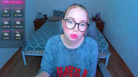 KIM online show from November 21, 2025, 9:30 am