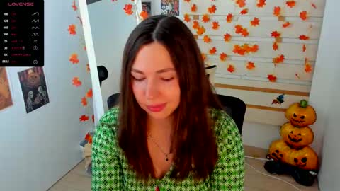 Snapshot of kim_go chatting on November 14, 2025, 3:44 pm Kim online show from November 14, 2025, 3:44 pm