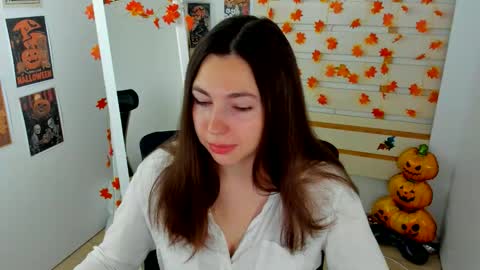 Snapshot of kim_go chatting on November 19, 2025, 7:30 am Kim online show from November 19, 2025, 7:30 am