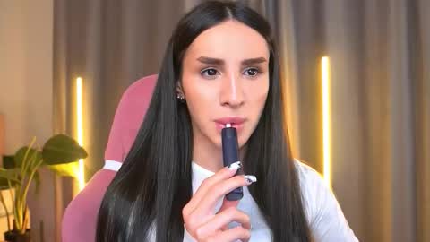 Kim Oberlin online show from November 14, 2025, 4:06 pm