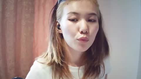 Snapshot of kimberelypeloso chatting on July 4, 2026, 3:18 pm Madoka online show from July 4, 2026, 3:18 pm