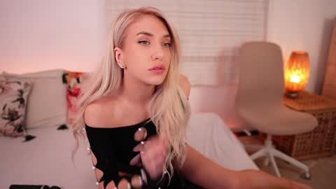 Snapshot of kimberhot chatting on October 25, 2025, 12:07 am Kim online show from October 25, 2025, 12:07 am