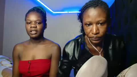 Snapshot of kimberly_chloe chatting on June 24, 2026, 7:13 pm Kimberly online show from June 24, 2026, 7:13 pm