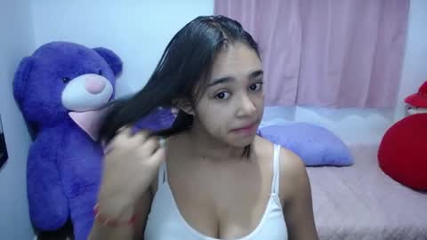 Kim online show from December 17, 2025, 12:11 pm