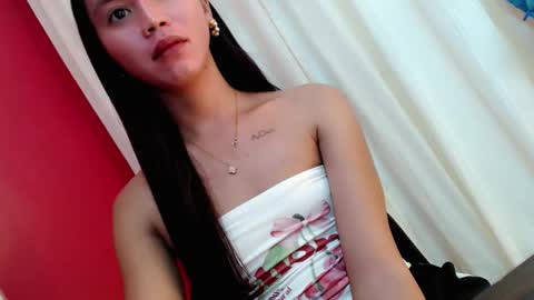 Snapshot of kimberly_tart chatting on April 13, 2026, 11:32 pm Kimberly online show from April 13, 2026, 11:32 pm