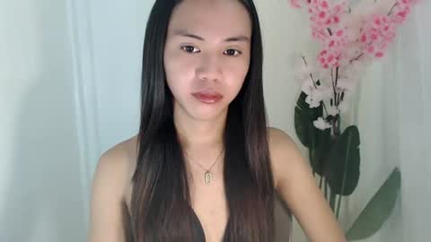 Snapshot of kimberly_tart chatting on June 13, 2026, 11:35 pm Kimberly online show from June 13, 2026, 11:35 pm
