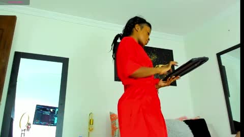 Snapshot of kimberlybanks2 chatting on May 17, 2026, 10:00 am Kimberly Banks online show from May 17, 2026, 10:00 am