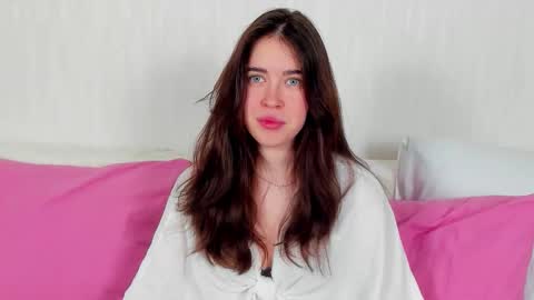 Snapshot of kimberlybond chatting on December 14, 2025, 7:18 pm KimberlyBond online show from December 14, 2025, 7:18 pm