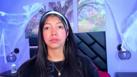 Kimberly Villalobos online show from November 7, 2025, 11:43 am