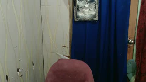 Snapshot of kimchi6969 chatting on December 6, 2024, 2:35 am Reyna online show from December 6, 2024, 2:35 am