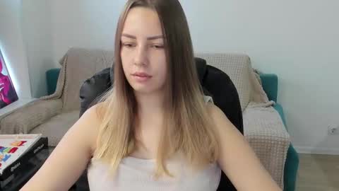 Snapshot of kimiacandy chatting on December 14, 2025, 6:52 am Albina sexy online show from December 14, 2025, 6:52 am