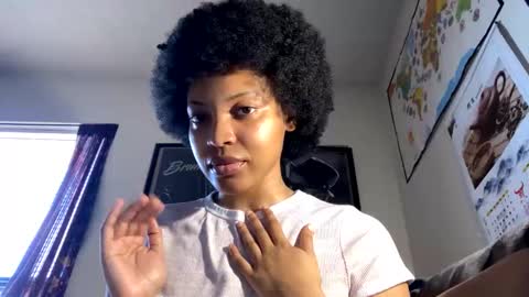 Kimi online show from February 7, 2025, 3:41 pm