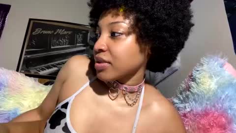 Kimi online show from February 13, 2025, 1:48 pm