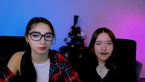 Snapshot of kimiko_shine_ chatting on December 16, 2025, 12:10 pm just Kimi online show from December 16, 2025, 12:10 pm