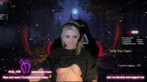 Wolfs Girl online show from December 18, 2024, 2:10 am