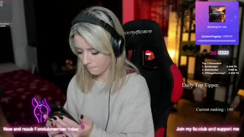 Wolfs Girl online show from December 19, 2024, 11:03 pm