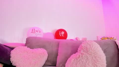 Natalie online show from April 27, 2026, 3:15 am