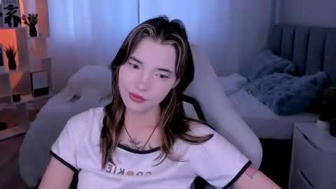 Snapshot of kimm_wong chatting on July 2, 2026, 3:34 am kimm wong online show from July 2, 2026, 3:34 am