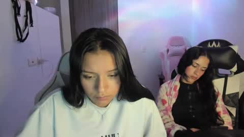 kimmi online show from November 8, 2025, 1:17 am