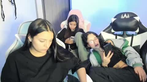 kimmi online show from November 12, 2025, 11:25 pm