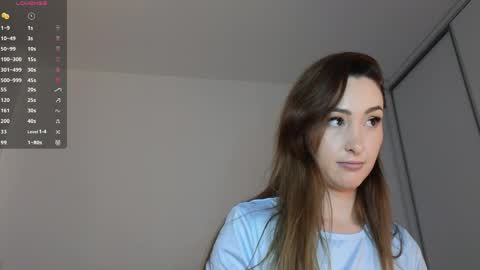 Snapshot of kimmie_ chatting on April 17, 2026, 11:30 pm Kimmie online show from April 17, 2026, 11:30 pm