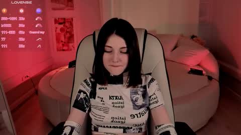 Snapshot of kimmie_shine chatting on October 10, 2025, 8:24 am Your Kimmie follow me online show from October 10, 2025, 8:24 am