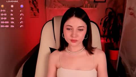 Snapshot of kimmie_shine chatting on October 23, 2025, 10:47 am Your Kimmie follow me online show from October 23, 2025, 10:47 am