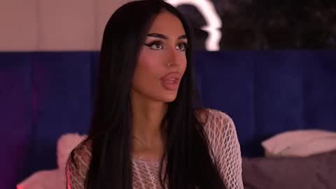 Kim online show from October 3, 2025, 2:03 pm