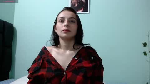 Snapshot of kimzu2830 chatting on October 2, 2025, 1:12 am Kim and Zuka online show from October 2, 2025, 1:12 am