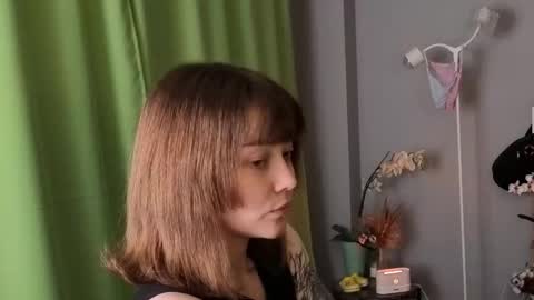 kina_ka online show from November 9, 2025, 7:56 pm