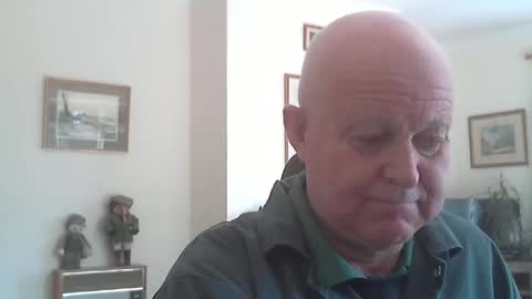 kindahairy4u online show from April 6, 2026, 10:38 am