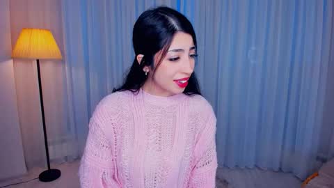 Snapshot of kindraevert chatting on December 19, 2025, 4:19 am Megan online show from December 19, 2025, 4:19 am