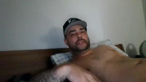 king_9thickxx online show from April 6, 2026, 2:53 am