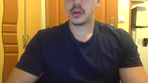 Snapshot of king_cobr chatting on March 2, 2025, 8:50 pm king_cobr online show from March 2, 2025, 8:50 pm